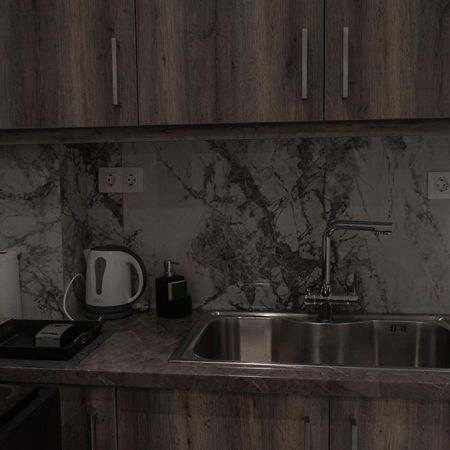 Athens Jacuzzi Apartment Buitenkant foto