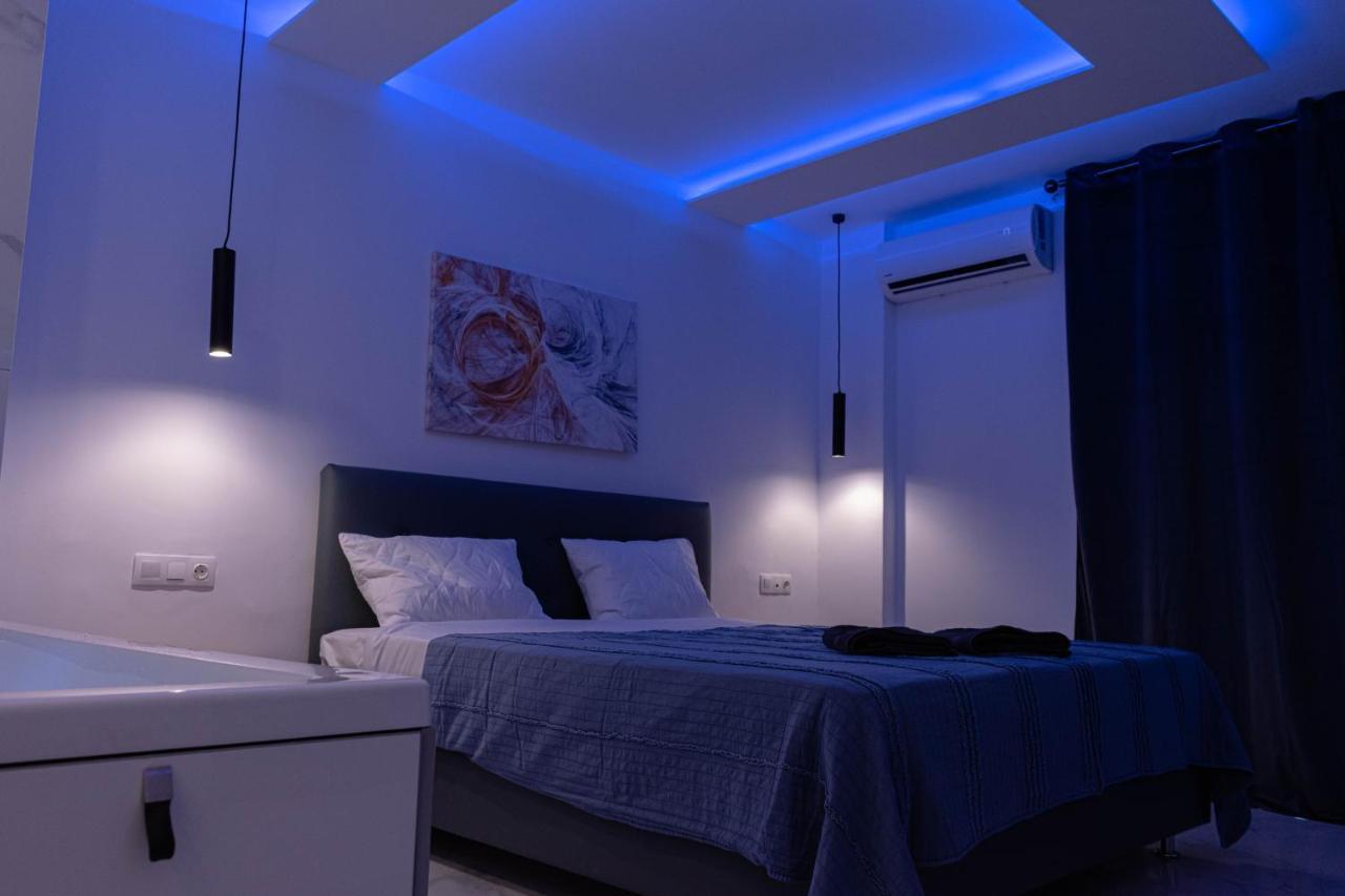 Athens Jacuzzi Apartment Buitenkant foto