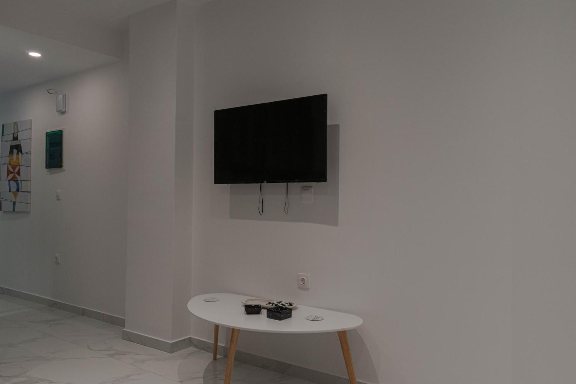 Athens Jacuzzi Apartment Buitenkant foto